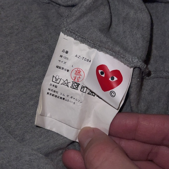 COMME DES GARÇONS PLAY BLACK HEART T-SHIRT | Large - Picture 3 of 4